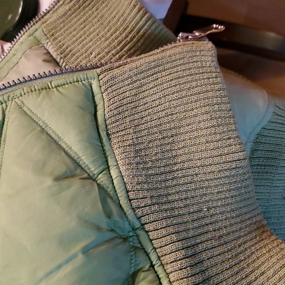 Helly Hansen Puffer Jacket with Detachable Hood Inside Pockets Green Size S - Picture 11 of 13